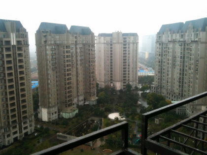 上海名都古北綜合評(píng)析 優(yōu)勢(shì)、不足及周邊房產(chǎn)經(jīng)紀(jì)現(xiàn)狀